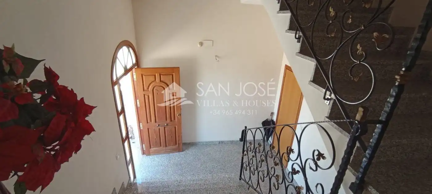 Casa o chalet en venta en Crevillent con Aire acondicionado, Calefacción y Jardín privado