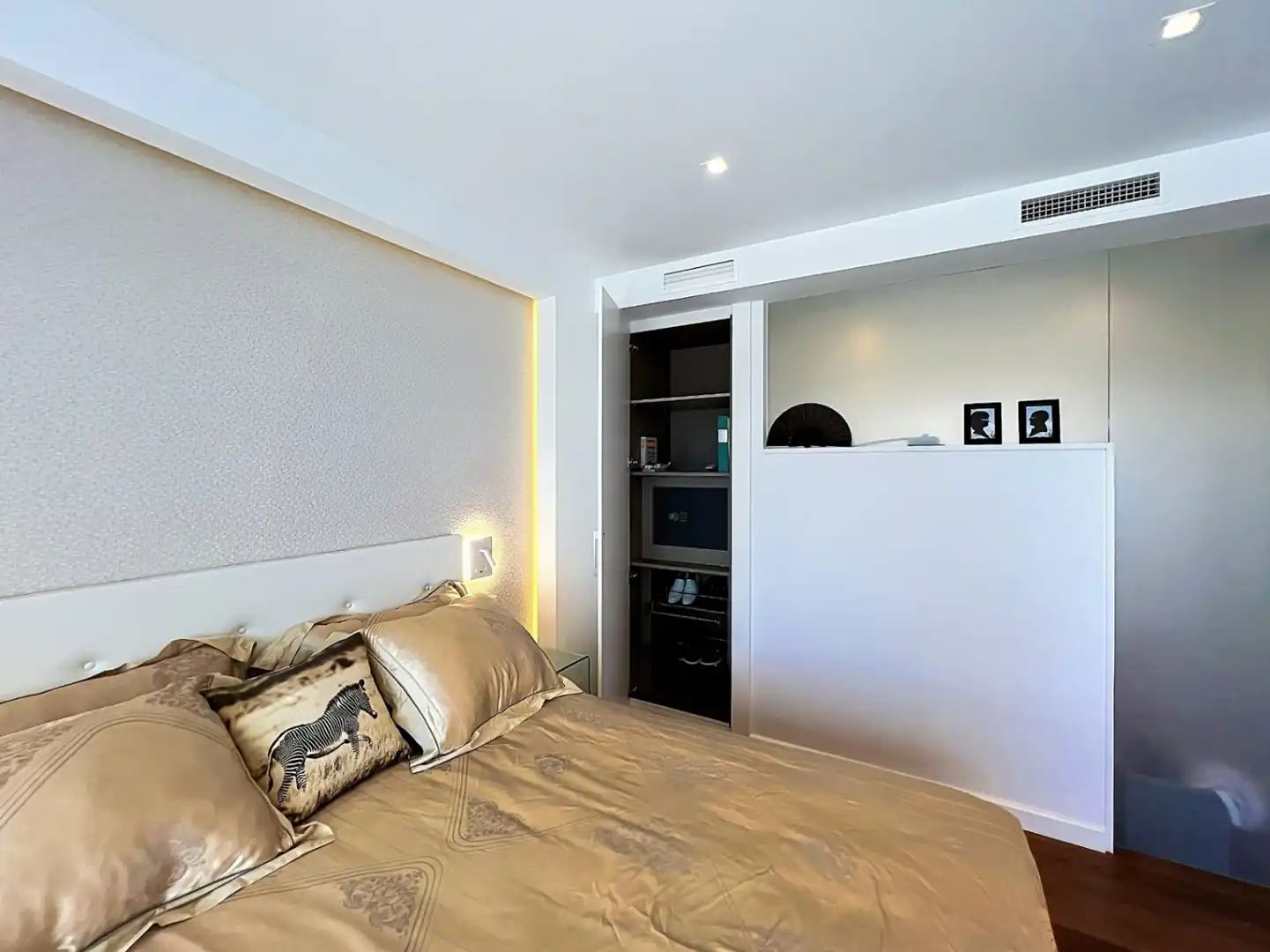 Penthouse with pool for sale in Cumbre del Sol, imagen 47