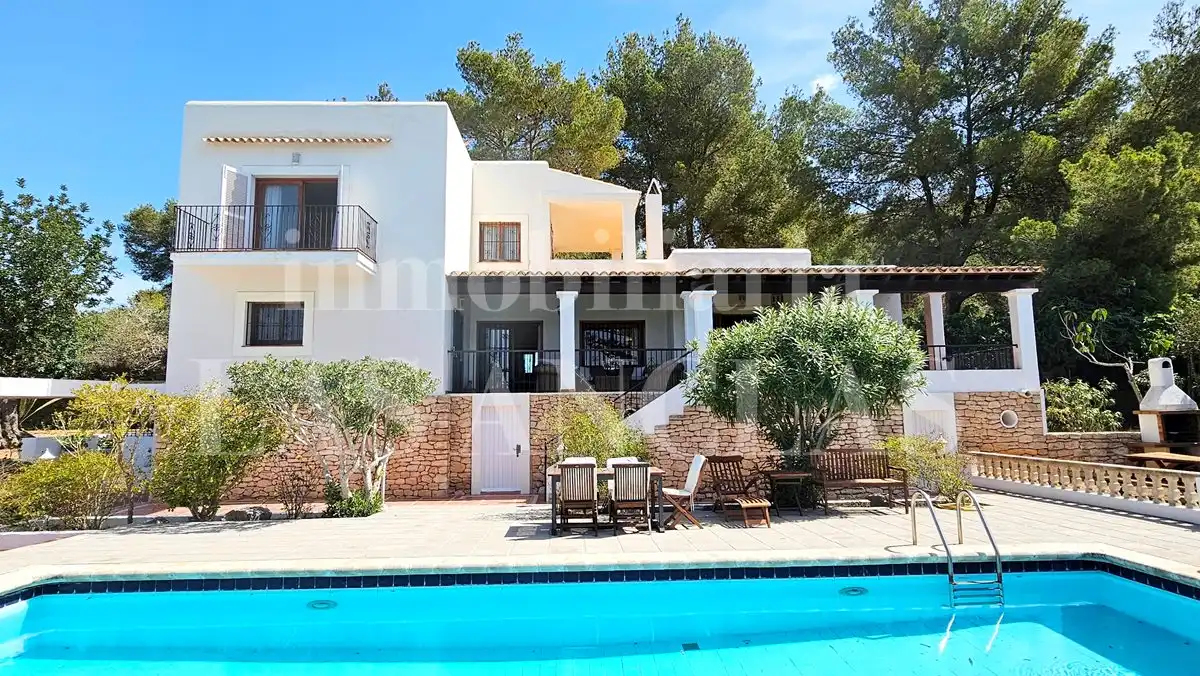 Casa con piscina en venta en Jesús