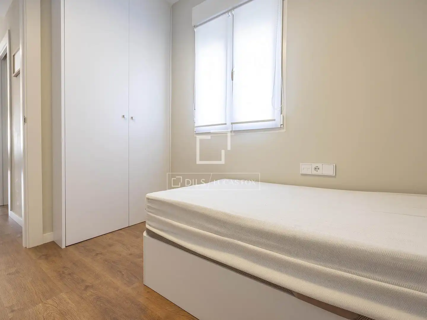 Habitación de Ático de alquiler en Valencia con Aire acondicionado, Parquet y Terraza