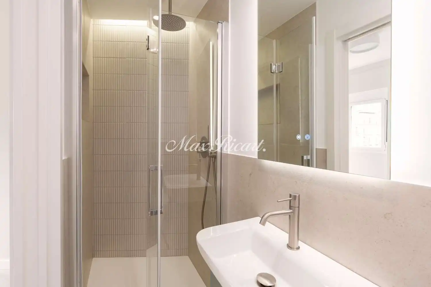 Baño de Piso en venta en Barcelona con Aire acondicionado y Calefacción