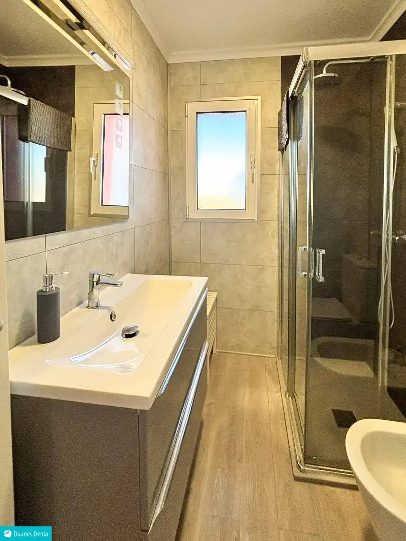 Bathroom of Detached homes for sale in Dénia  with Air Conditioner, Private garden and Terrace