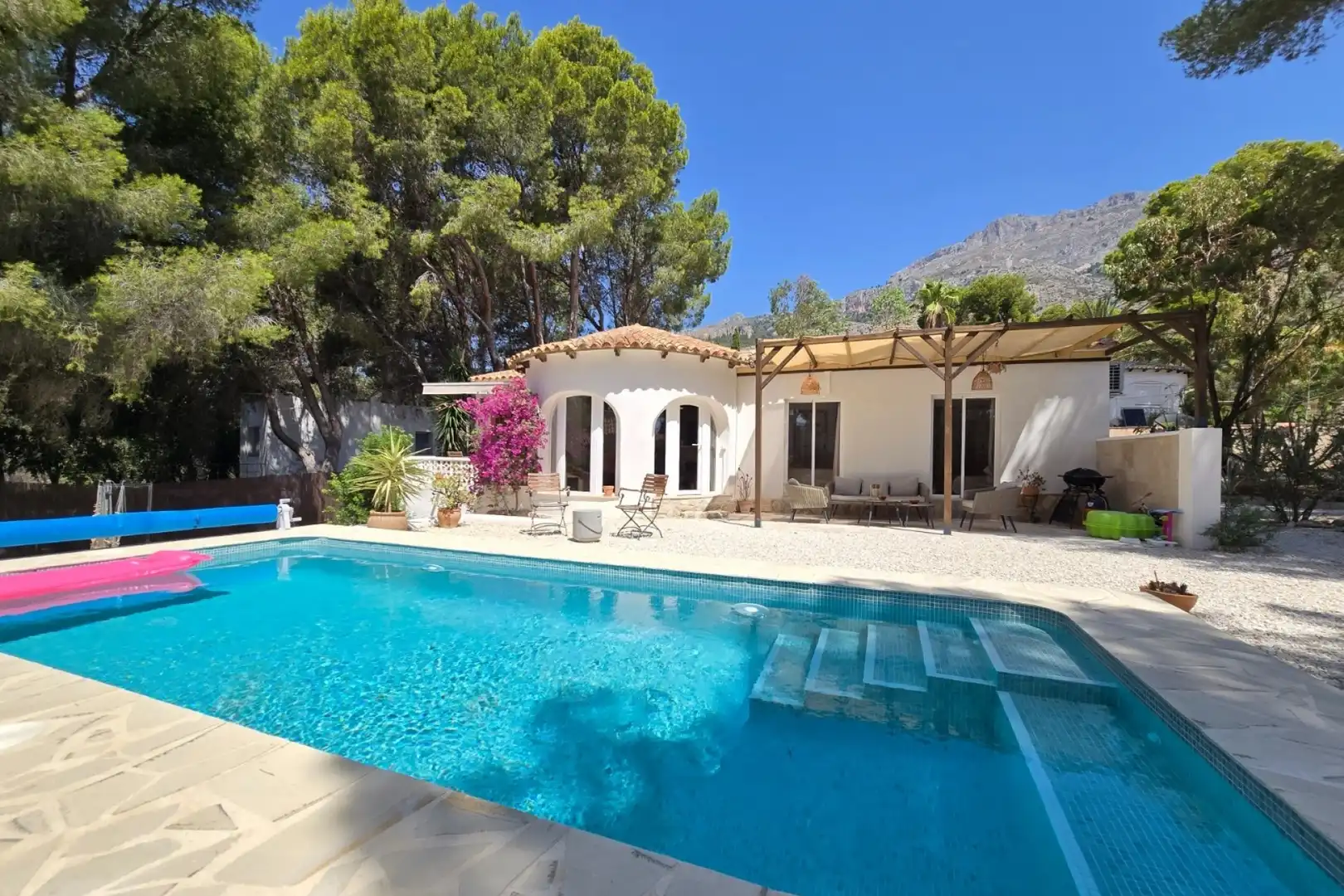 Vista exterior de Casa o chalet de alquiler en Altea con Aire acondicionado, Calefacción y Terraza