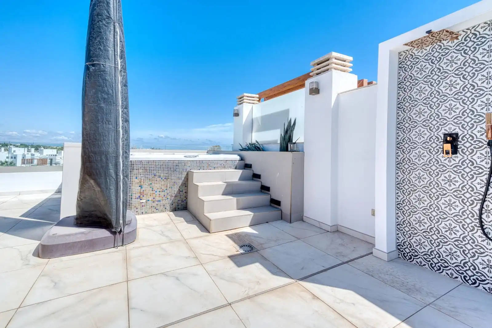 Terraza de Ático de alquiler en Estepona con Aire acondicionado, Terraza y Amueblado