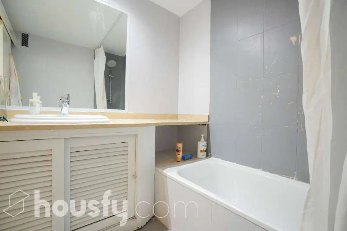 Baño de Planta baja en venta en Las Rozas de Madrid con Aire acondicionado, Calefacción y Jardín privado