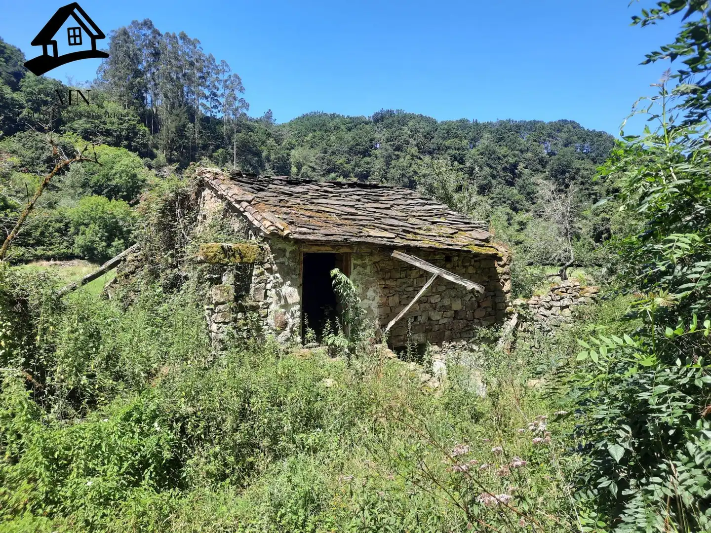 Casa rústica en venda a Luena