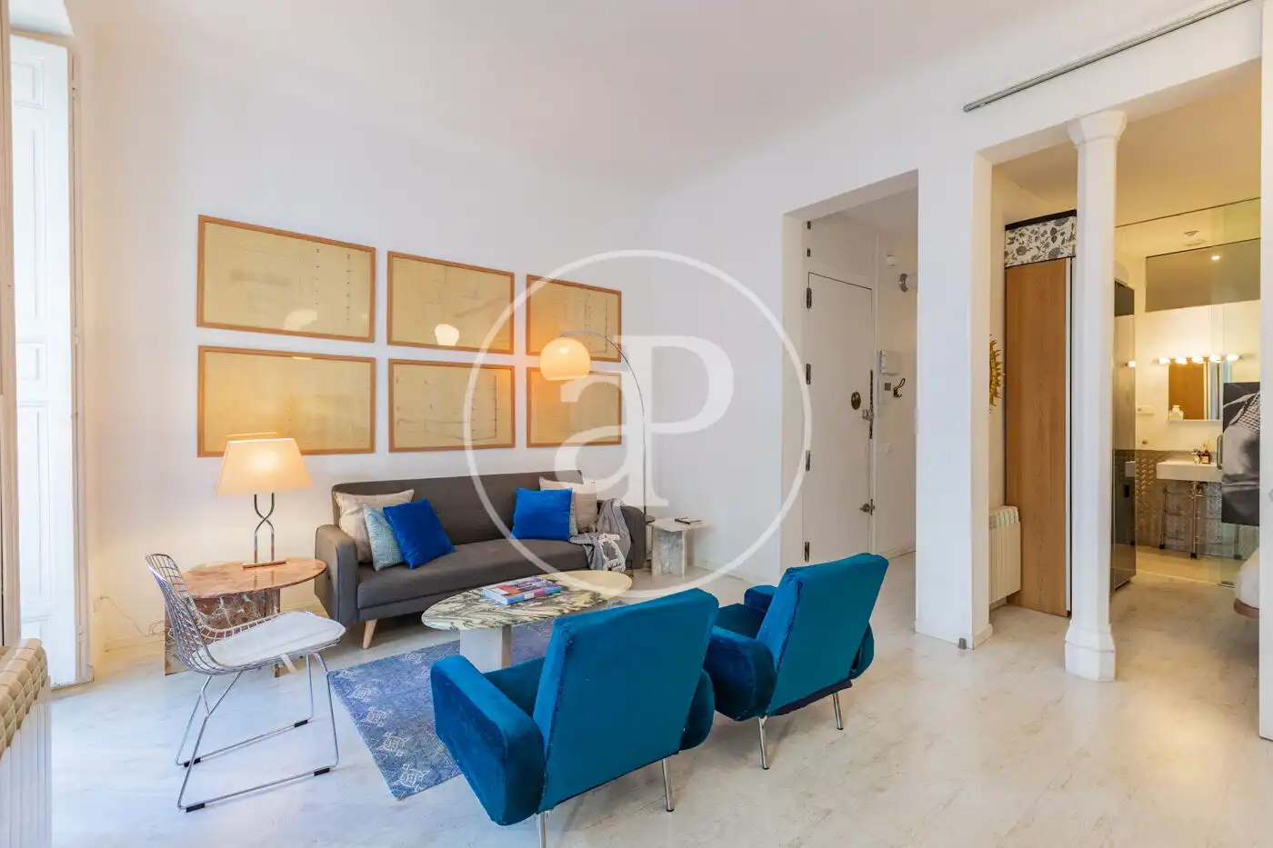 Living room of Flat for rent in Madrid  with Air Conditioner, Heating and Furnished