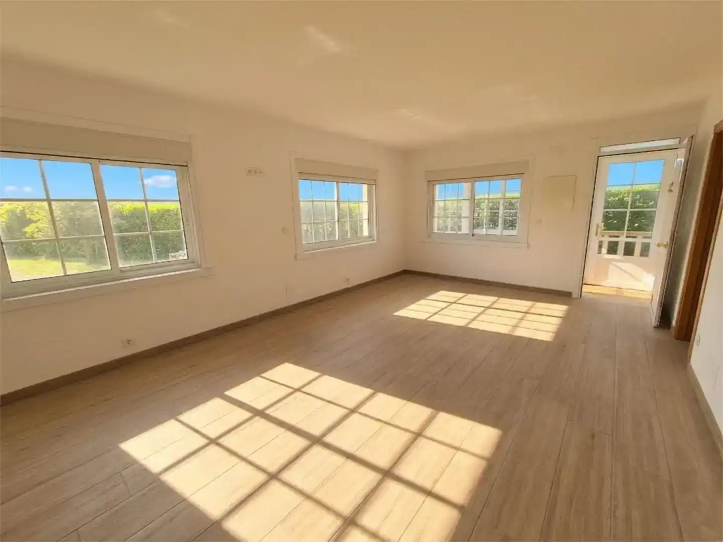 Sala d'estar de Pis en venda en Malpica de Bergantiños, A Coruña