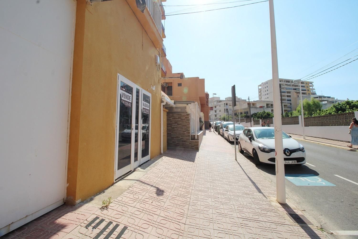 Vista exterior de Local en venta en Oropesa del Mar / Orpesa