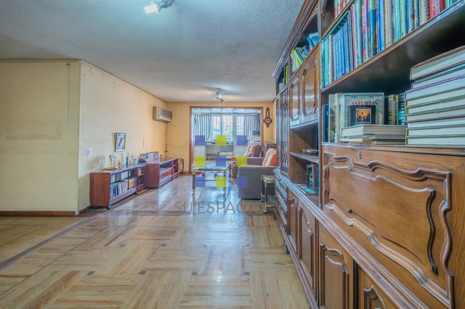 Wohnzimmer von Dachboden zum Verkauf in Madrid mit Klimaanlage, Heizung und Parkett