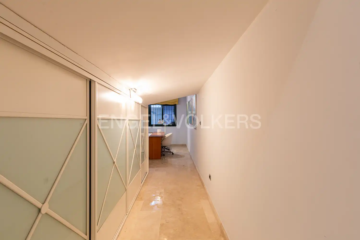 Casa adosada en venta en Valencia con Aire acondicionado, Calefacción y Jardín privado