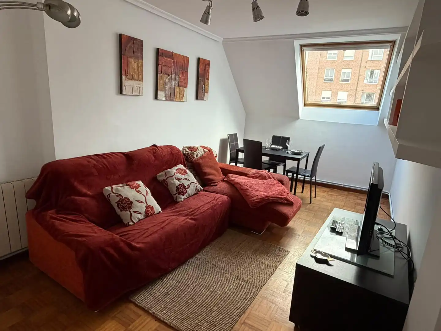 Sala de estar de Apartamento en venta en Oviedo  con Calefacción