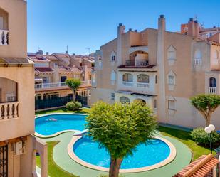 Vista exterior de Pis en venda en Torrevieja amb Aire condicionat, Calefacció i Terrassa