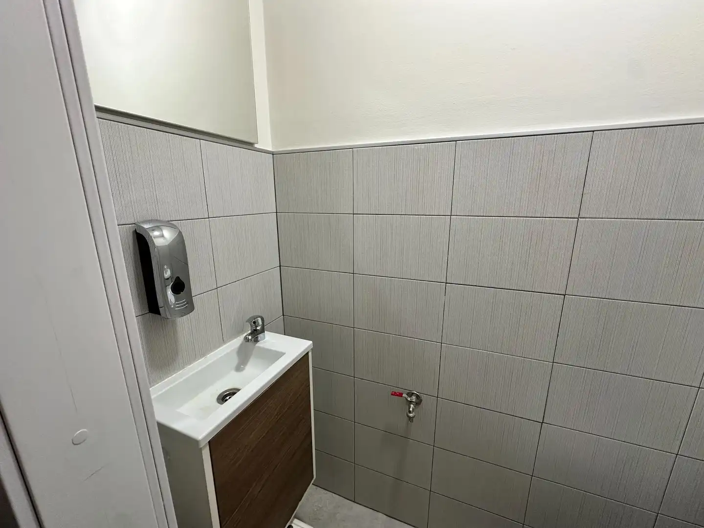 Badezimmer von Geschaftsraum zur Miete in Vélez-Málaga mit Klimaanlage