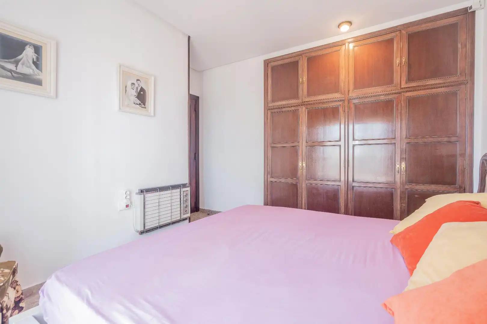 Habitación de Casa o chalet en venta en Torrent con Calefacción, Jardín privado y Terraza