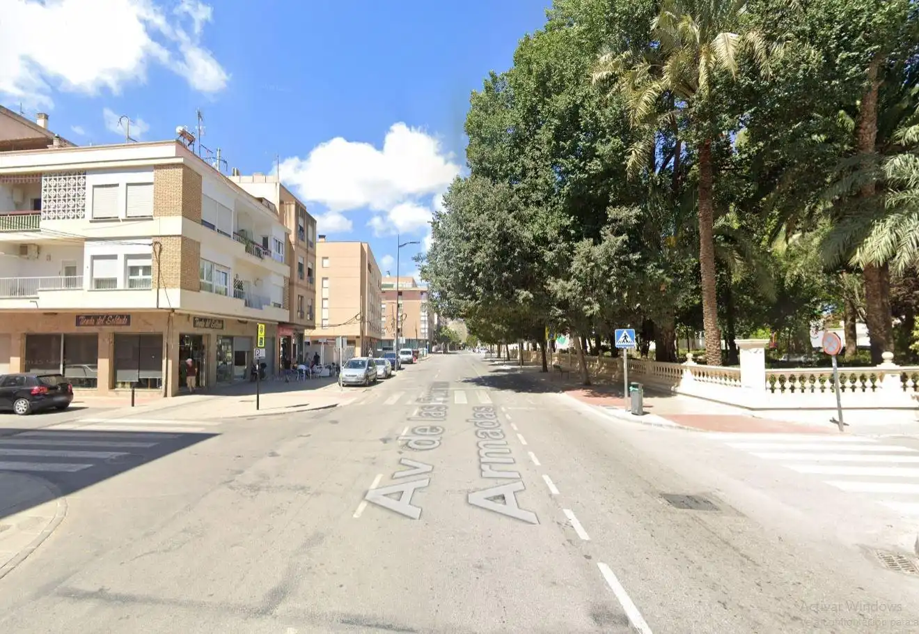 Vista exterior de Local de alquiler en Lorca