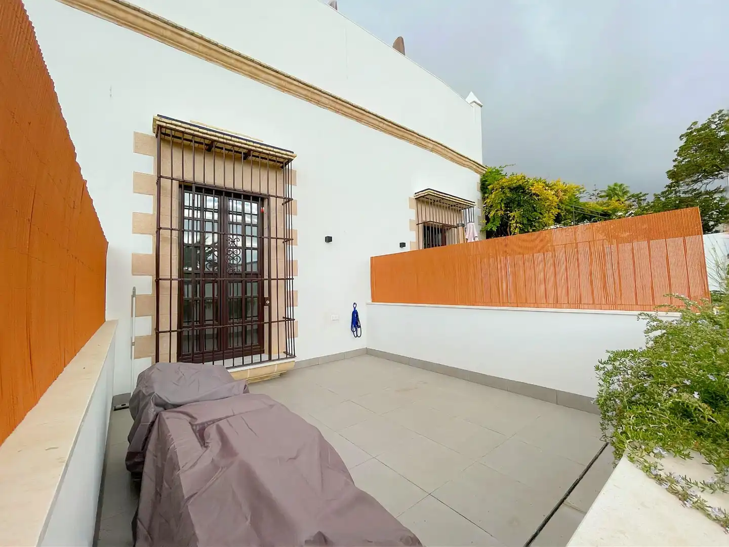Terrassa de Casa o xalet en venda en El Puerto de Santa María amb Terrassa, Moblat i Piscina comunitària