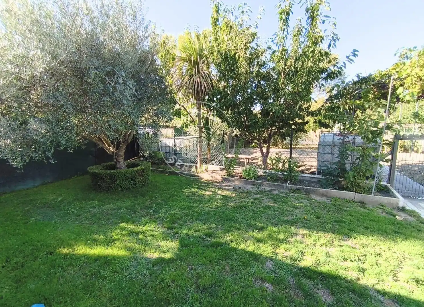 Country house zum Verkauf in Aranguren, Navarra