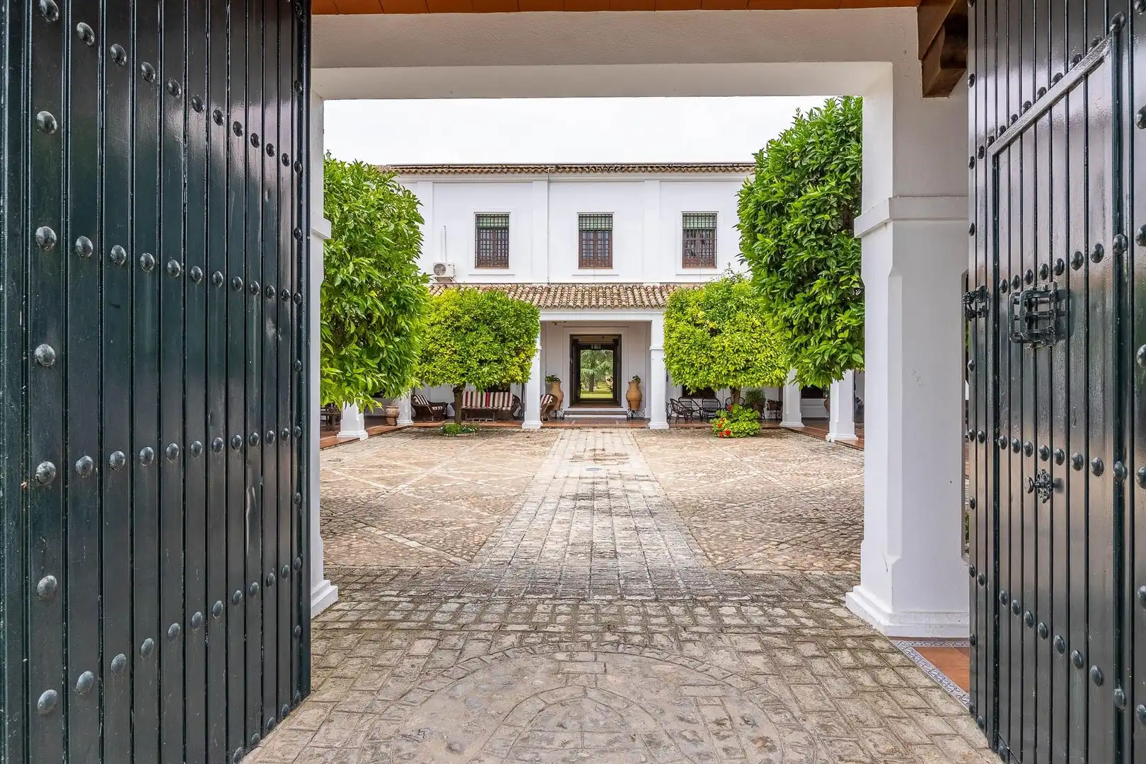 Finca rústica en venta en Valencina de la Concepción con Jardín privado, Terraza y Trastero