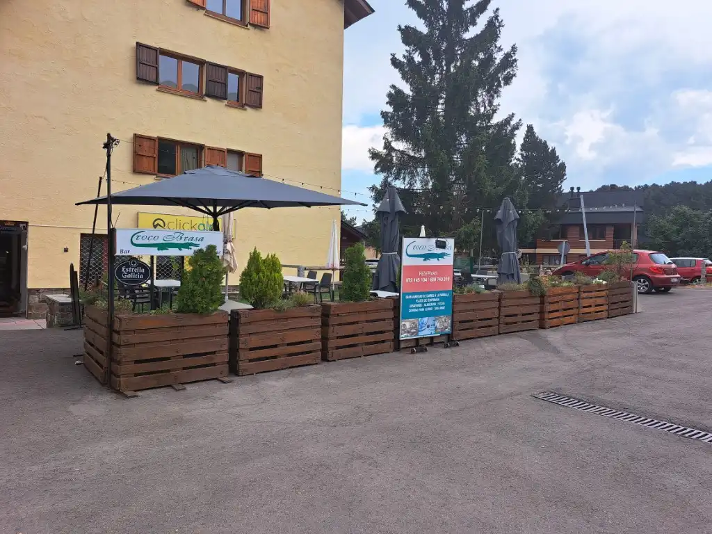 Local en traspaso en Alp con Calefacción, Parquet y Terraza