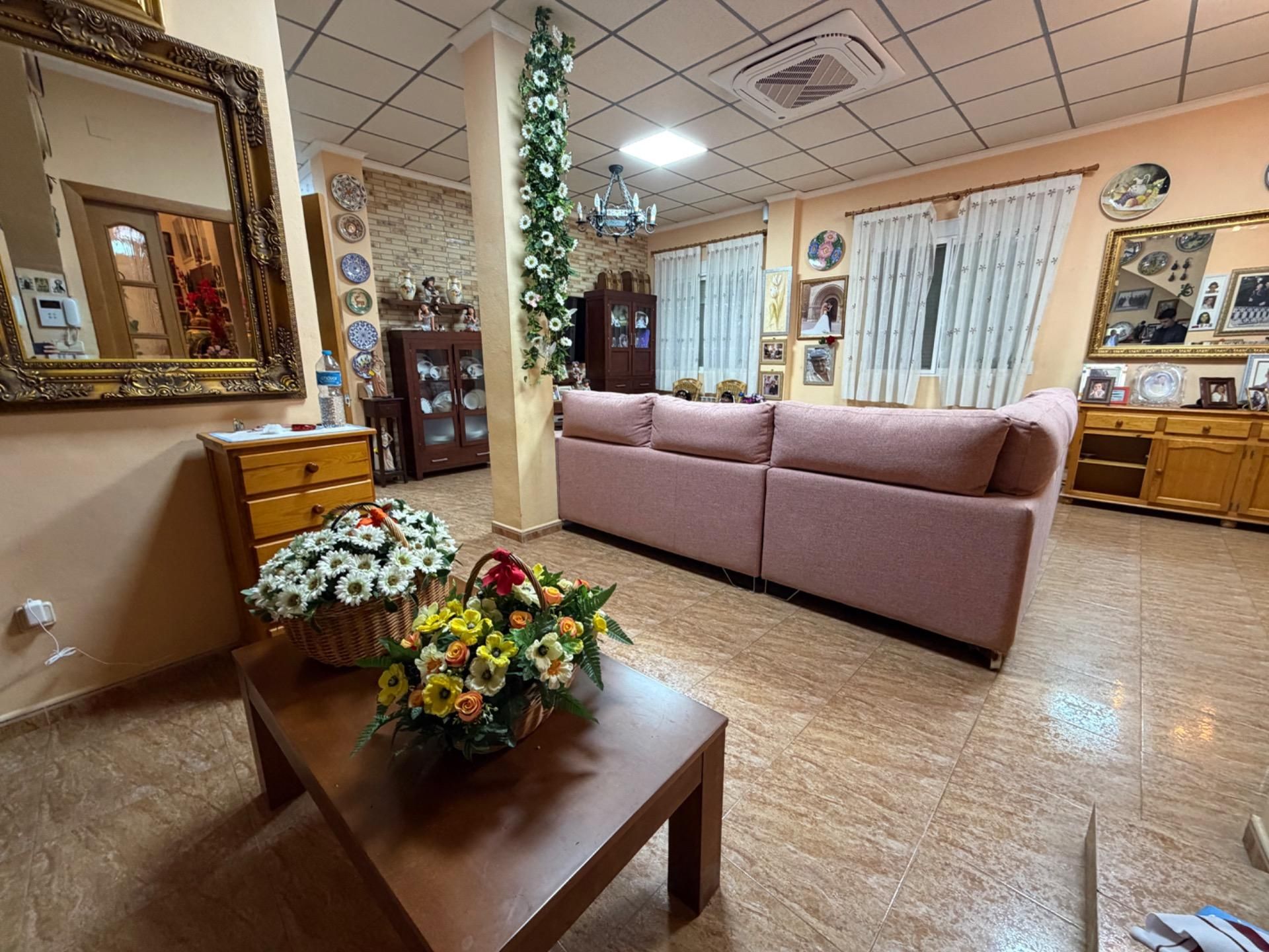 Sala de estar de Casa o chalet en venta en Vilamarxant con Terraza y Amueblado