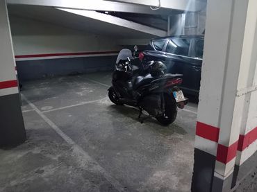 Moto en alquiler en Batista i Roca 19