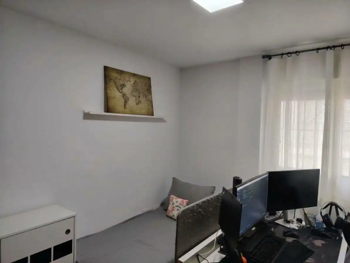 Flat for sale in  Sevilla Capital  with Air Conditioner and Balcony
