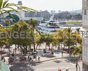 Vista exterior de Apartament en venda en  Barcelona Capital amb Aire condicionat i Terrassa