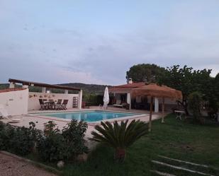 Piscina de Finca rústica en venda en Los Santos de Maimona amb Aire condicionat, Jardí privat i Traster