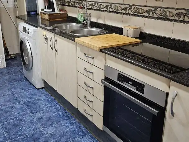 Cocina de Piso en venta en Santa Coloma de Gramenet con Aire acondicionado, Terraza y Balcón