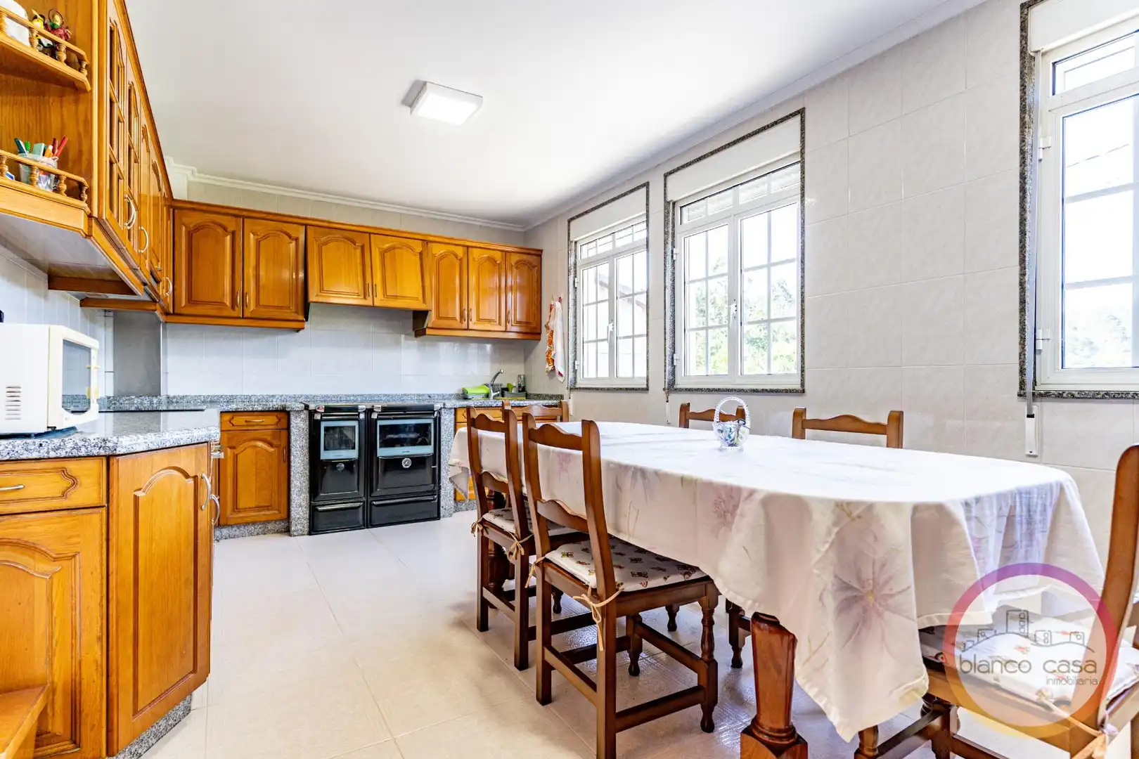 Küche von Haus oder Chalet zum Verkauf in Cabana de Bergantiños mit Abstellraum und Möbliert