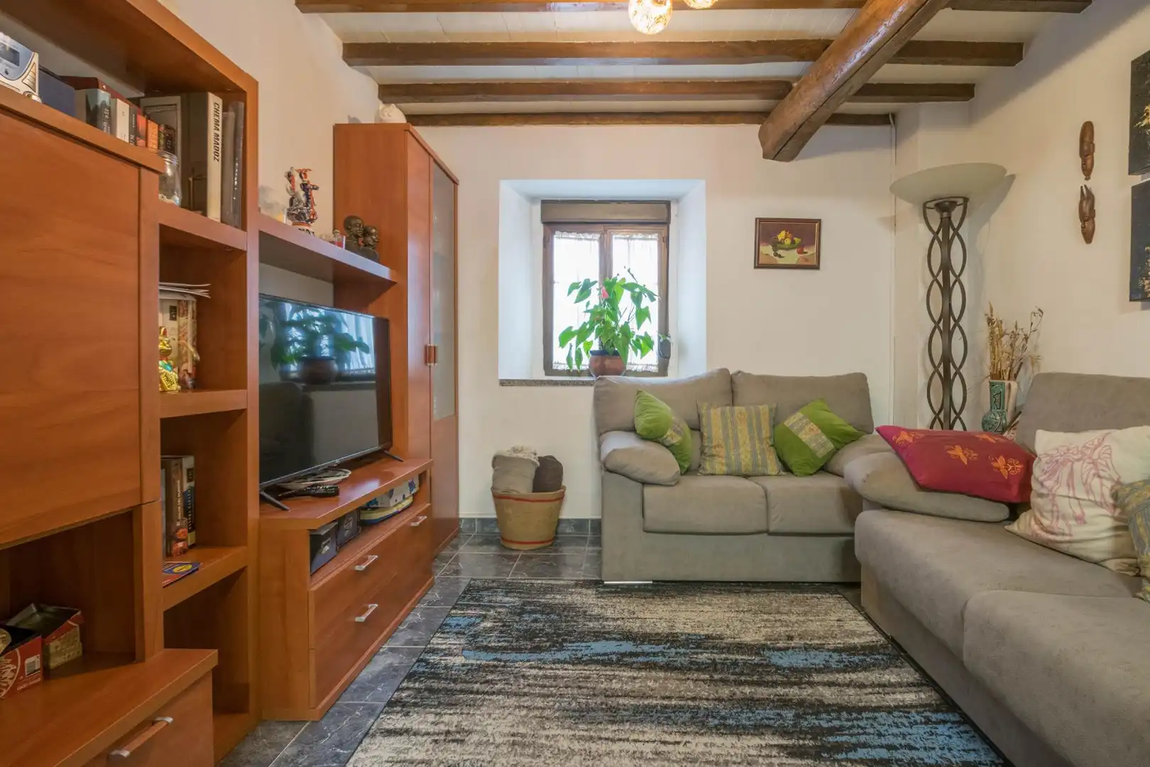 Sala de estar de Casa o chalet en venta en Culleredo con Calefacción, Jardín privado y Parquet