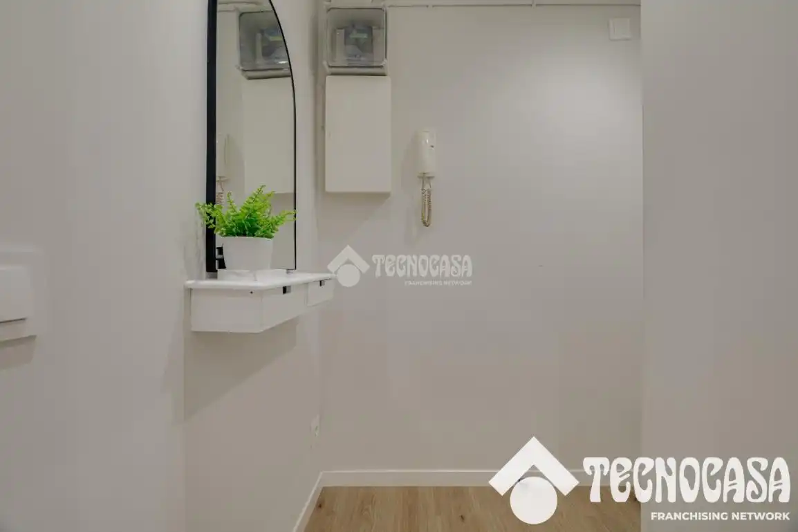Flat for sale in Santa Coloma de Gramenet  with Air Conditioner, Heating and Parquet flooring