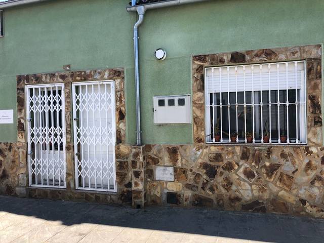 Casa-chalet en Venta en Calle Hernán Cortés en Arroyomolinos (Cáceres)