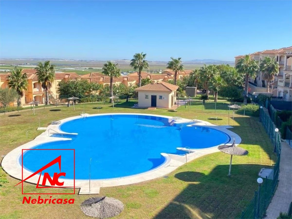 Swimming pool of Flat for sale in Sanlúcar de Barrameda  with Terrace, Swimming Pool and Furnished