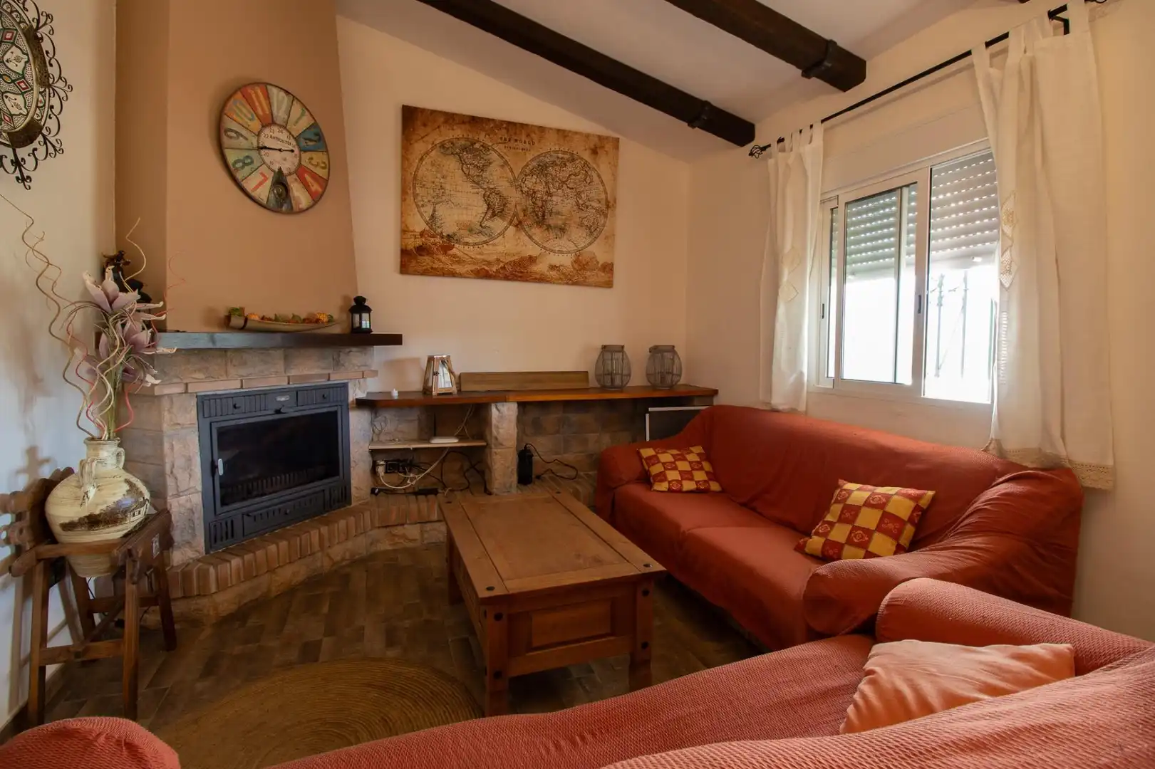 Sala d'estar de Casa o xalet en venda en Cómpeta
