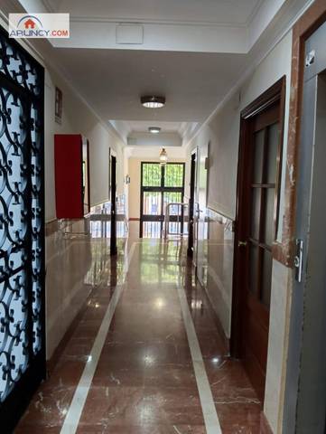 Piso en Venta en La Buhaira