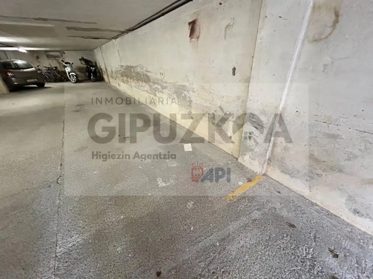 Parkplatz von Garage zum Verkauf in Astigarraga
