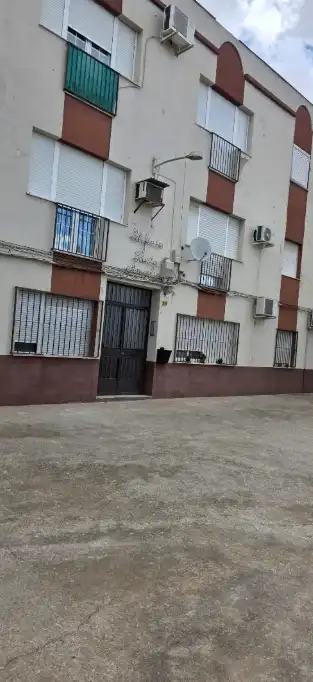 Flat for sale in Carretera de Espeluy 18