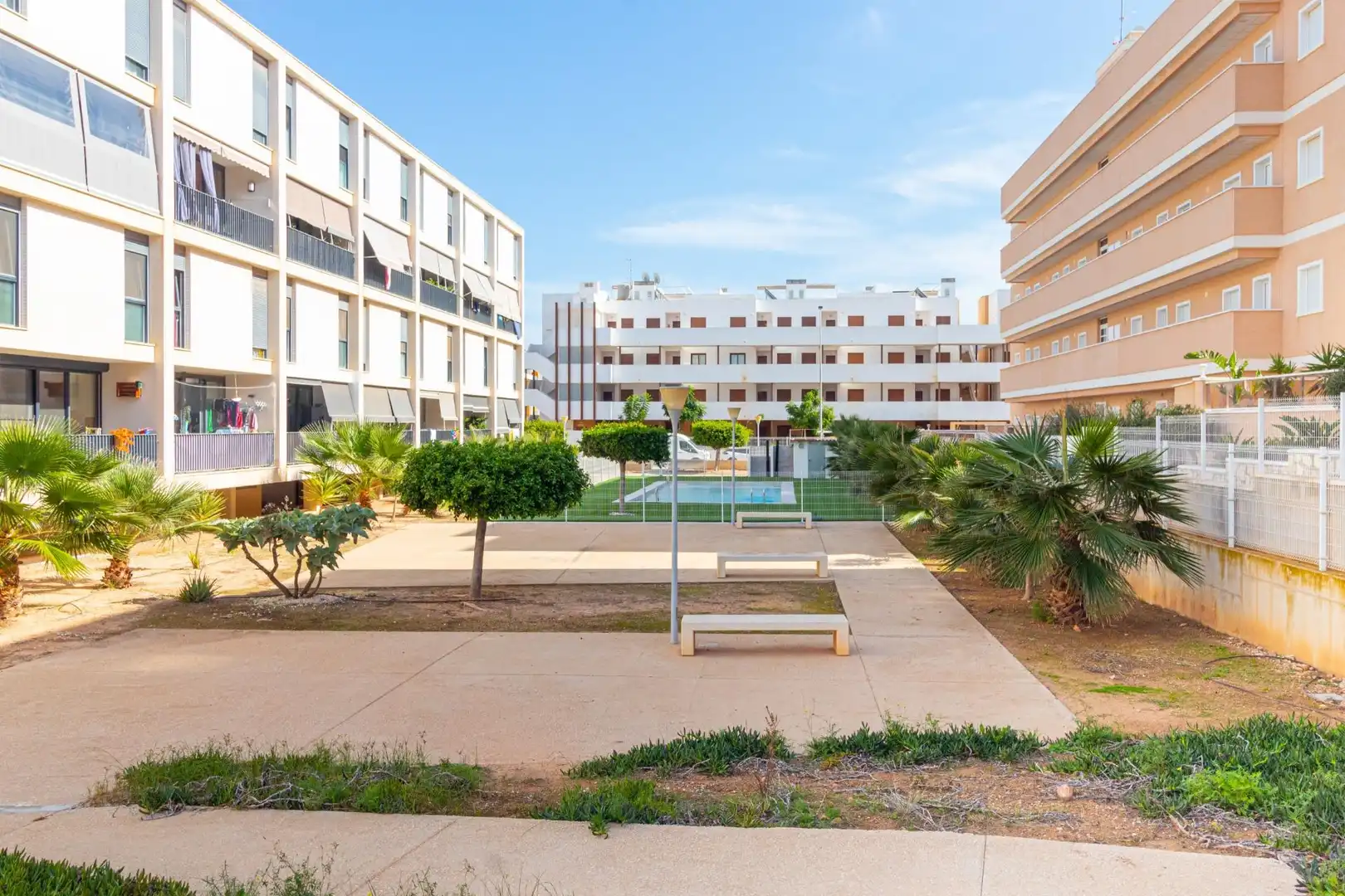 Vista exterior de Apartamento en venta en Orihuela con Aire acondicionado, Terraza y Amueblado