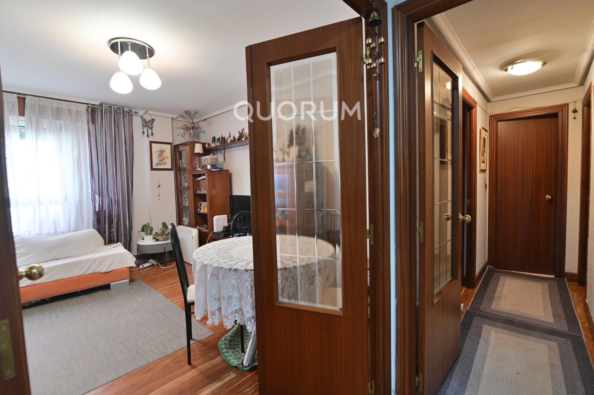 Pis en venda en Usansolo amb Calefacció, Traster i Moblat