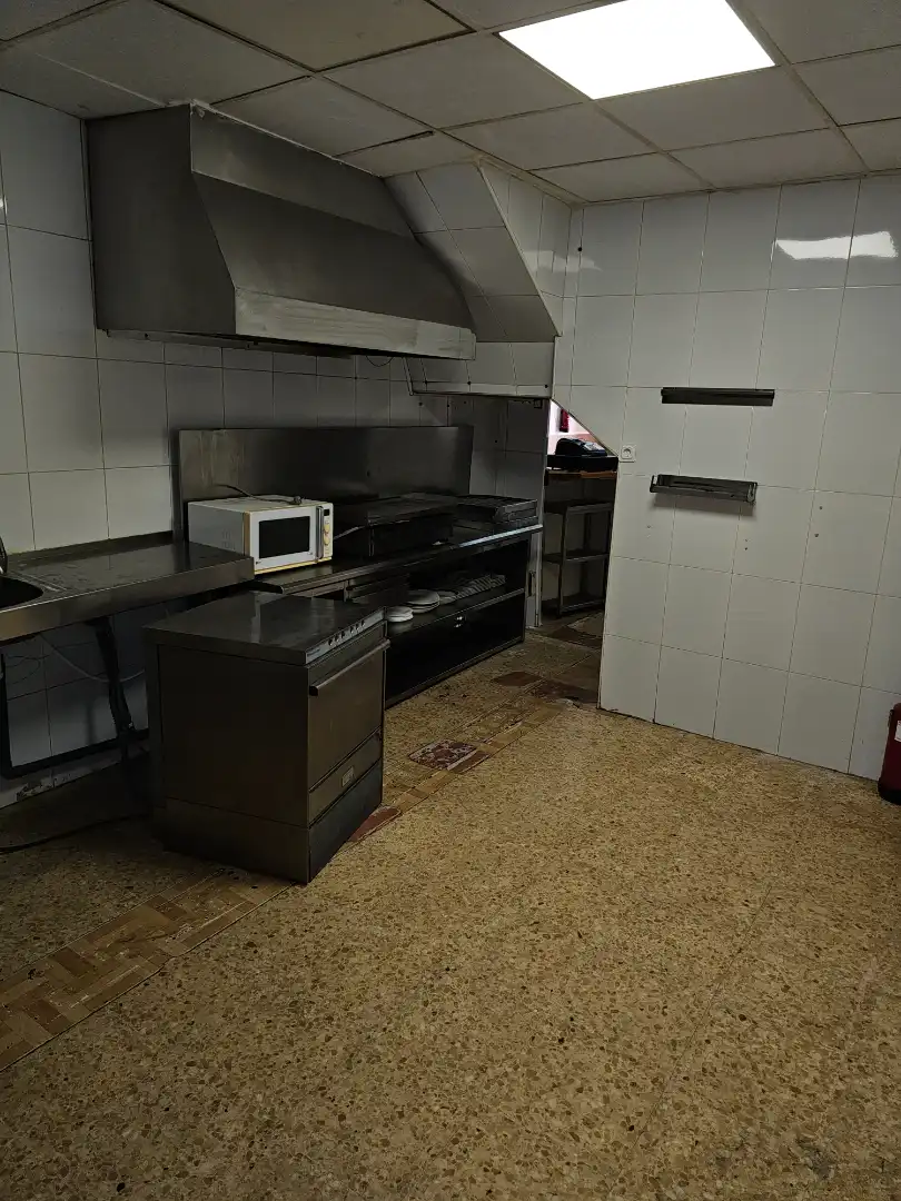 Kitchen of Commercial properties for rent in Albalat de la Ribera  with Air Conditioner, Heating and Terrace