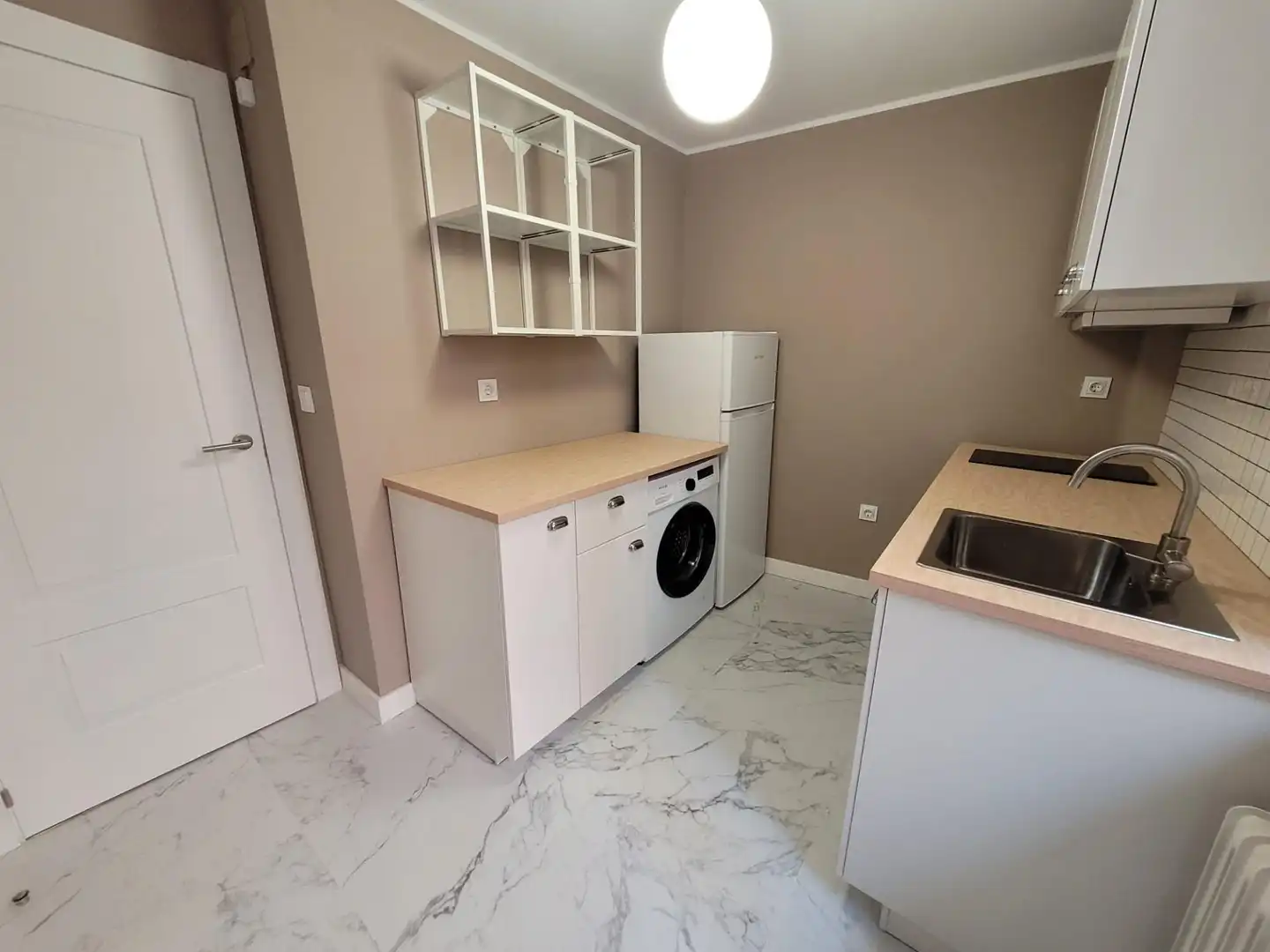 Kitchen of Apartments for rent in Salamanca  with Heating, Parquet flooring and Furnished
