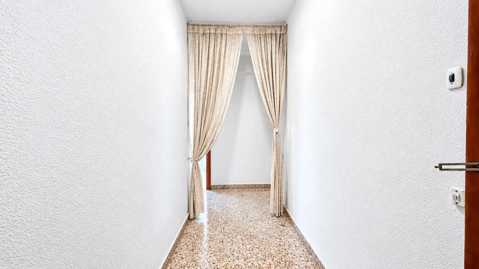 Wohnung zum Verkauf in Carlet mit Balkon