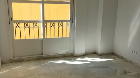 Photo 2 of Flat for rent in Calle Sebastián de Eslava, Parque Victoria Eugenia, Málaga Capital