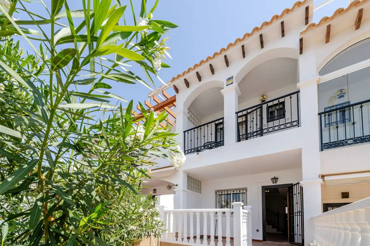 Casa adosada en venta en C. Abdelacies, Zeniamar - Horizonte - La Campana