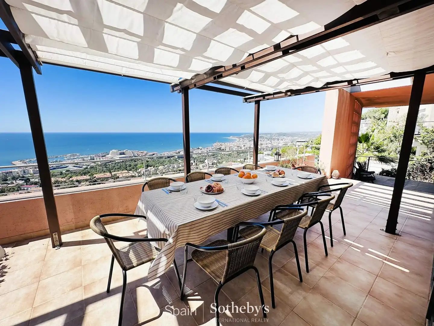 Terrassa de Casa o xalet en venda en Sitges amb Aire condicionat, Calefacció i Jardí privat
