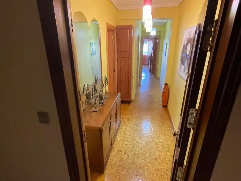 Wohnung zur Miete in Valladolid Capital mit Balkon