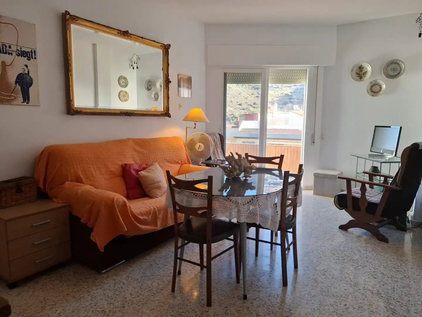 Living room of Flat for sale in Torrenueva Costa  with Terrace and Furnished