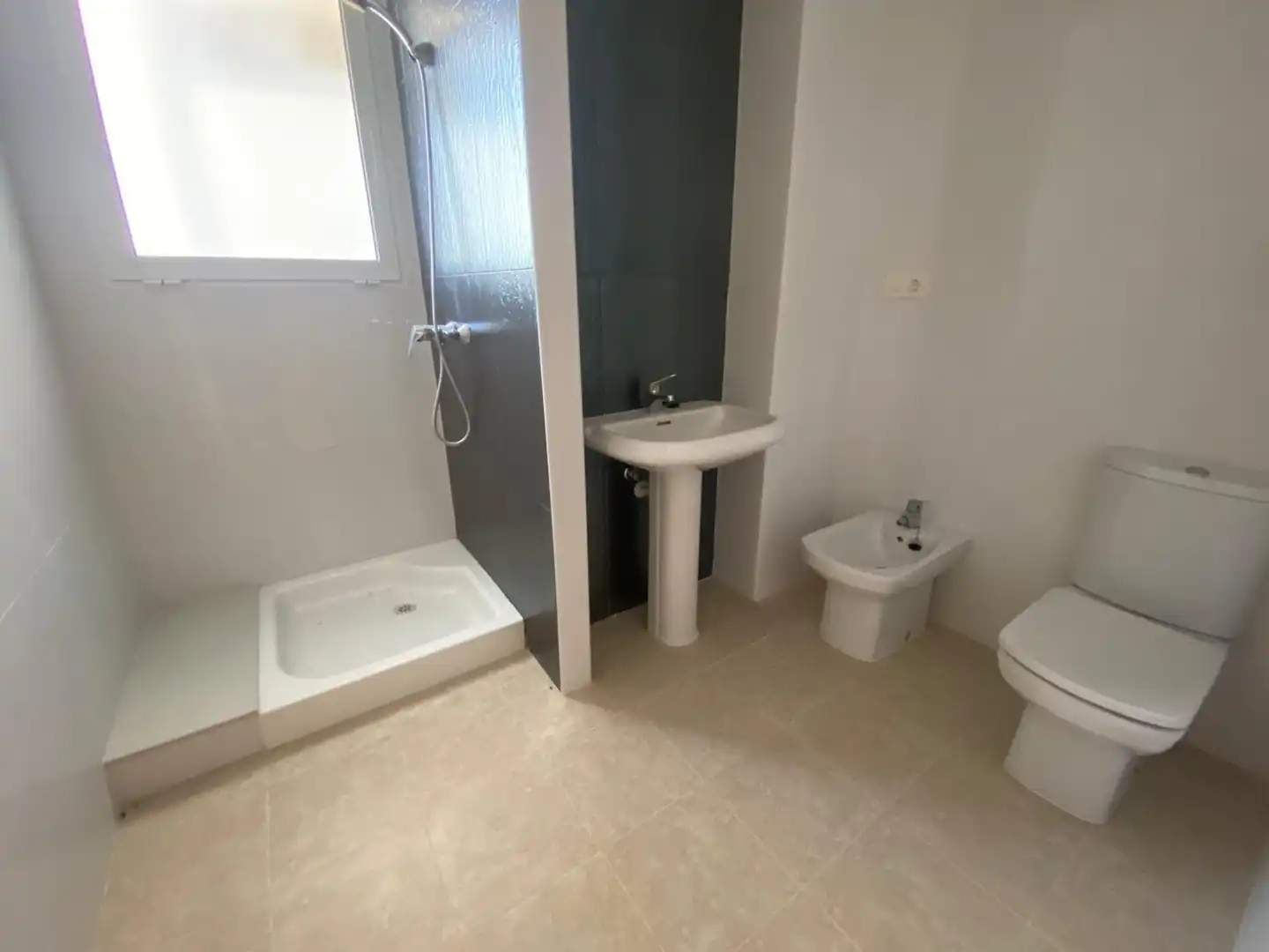 Bany de Pis en venda en Albaida